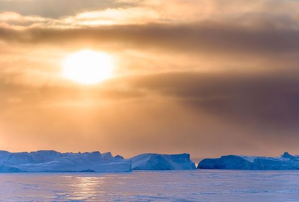 Sunset during winter at the Ilulissat Fjord-located in the Disko Bay in West Greenland